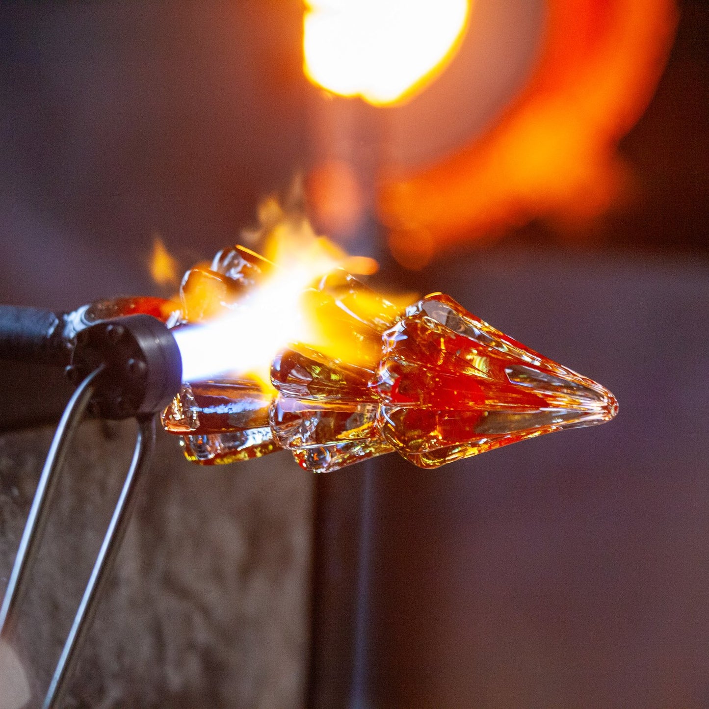 AO Glass Tree