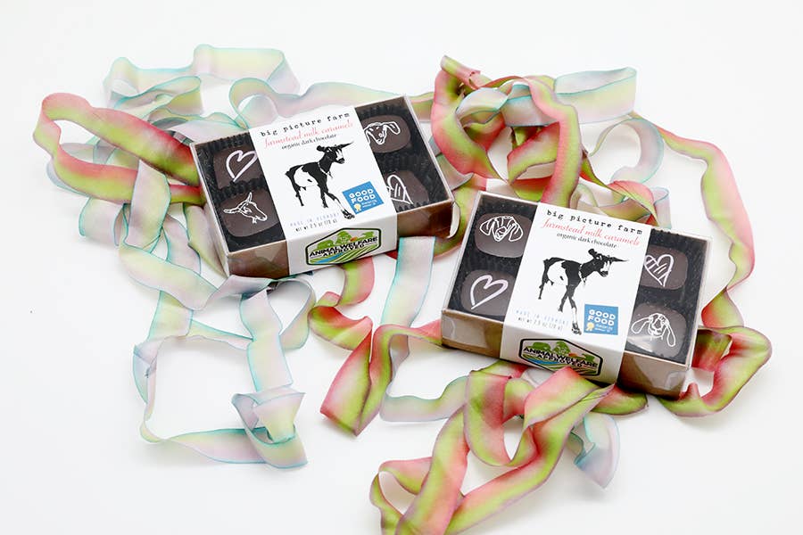 Chocolate Covered Goat Milk Caramel with Hearts (Valentine): 6 piece